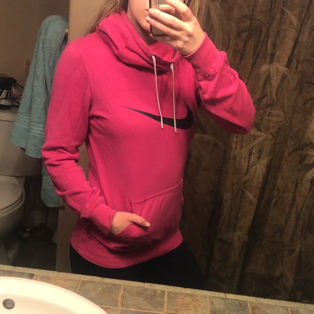💕Pink Nike sweatshirt💕